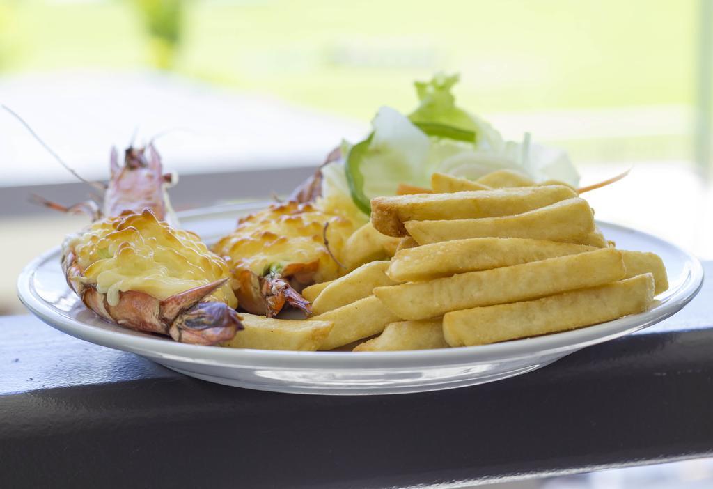 Crossroads Hotel Lae Omili Luaran gambar